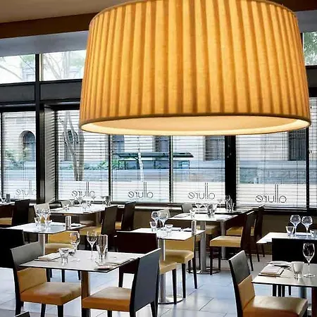 Mercure King George Square 4* Brisbane