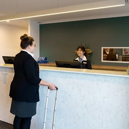 Quest Cannon Hill Aparthotel 5*