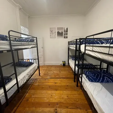 Gonow Family Backpackers Brisbane