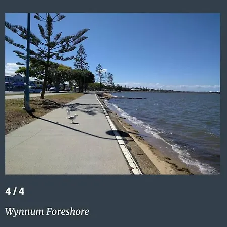 Apartment Tingalpa Townhouse Treat