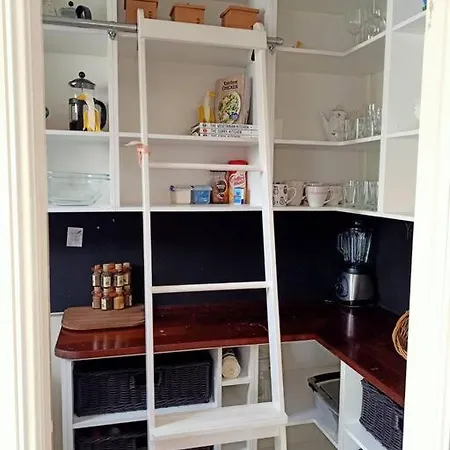 Tingalpa Townhouse Treat Apartment