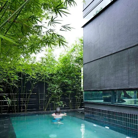 Inner Haven Enviro-luxury - With Free Parking Brisbane