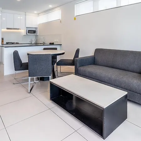 Comfort Two Bedroom With Free Parking In Valley *