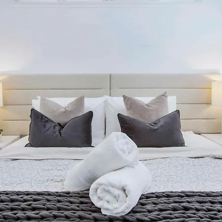 Hotel Manly Oasis, 5bd, 3 King Bd,pool Brisbane