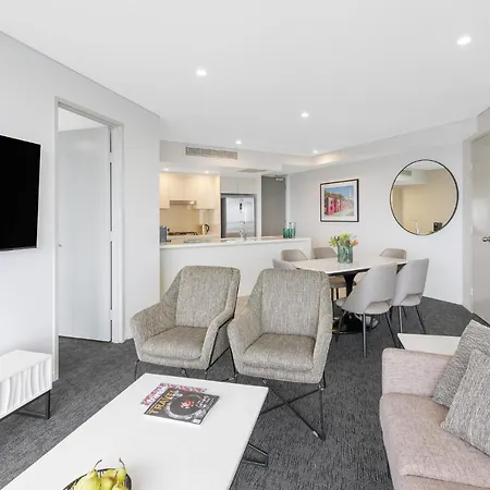 Meriton Herschel Street,
