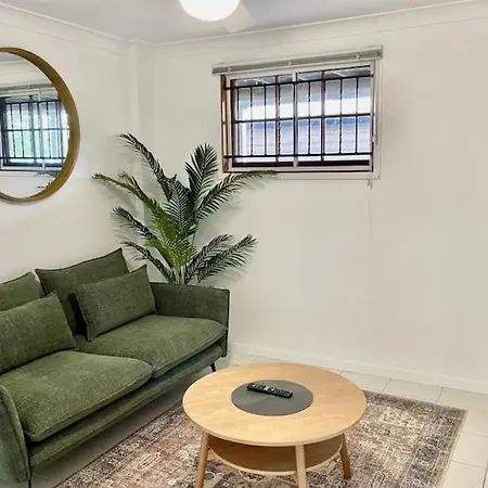 On A Hill - 1 Bedroom * Brisbane