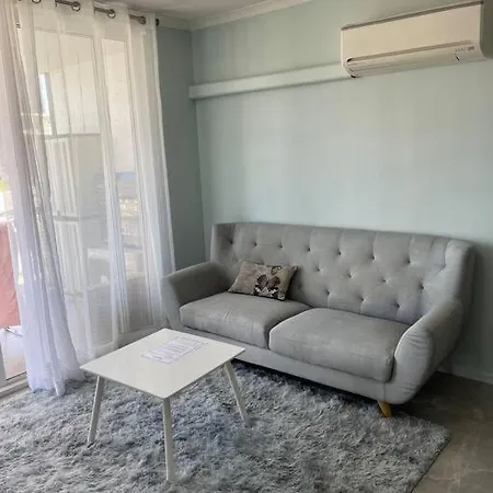 Cosy Apt With View Near Exhibition Centre Apartment
