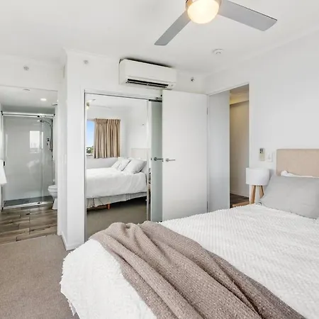 Spacious Inner With Free Parking *