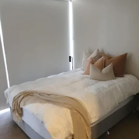 Executively Inspired - 2 Bed 2 Bath On Queen St With Carpark Fast Wifi Rooftop Pool And Sleeps 5 * Brisbane