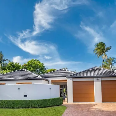 Designer's With Pool Brisbane
