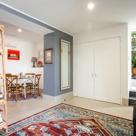 Apartment Contemporary In The Heart Of Paddington By Custom Hosting Brisbane