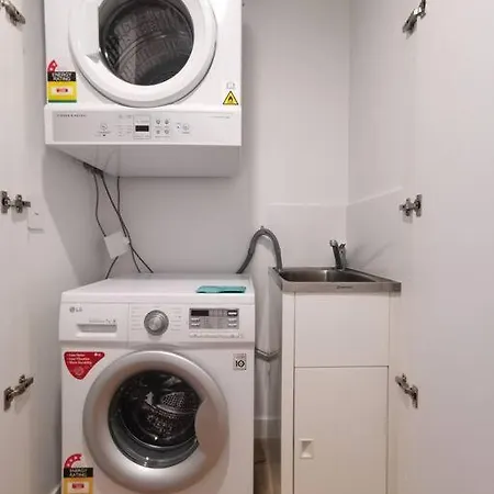 Inner-city Free Parking Indoor Great Location&pool&sauna Apartment