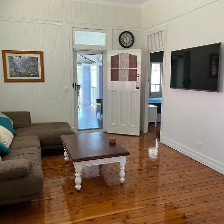 Holiday home Old Queensland Charm Entire Upper Level *