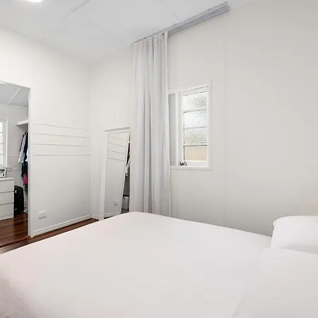 Holiday home Kelvin Grove - Close To Cbd, Suncorp Stadium And Qut