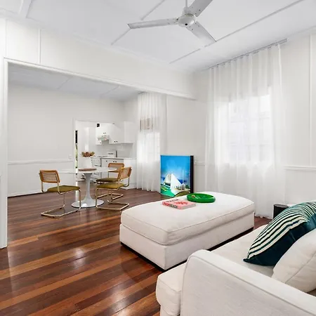 Kelvin Grove - Close To Cbd, Suncorp Stadium And Qut