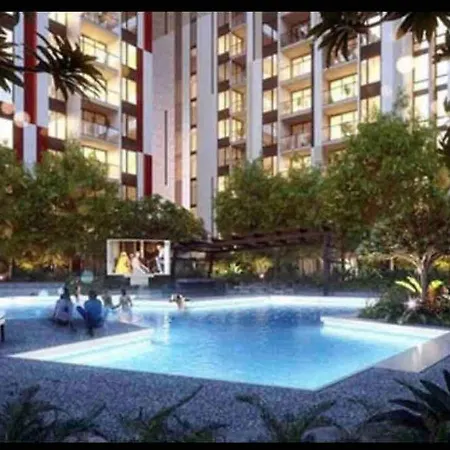 Fortitude Valley / And Quiet Apartment *