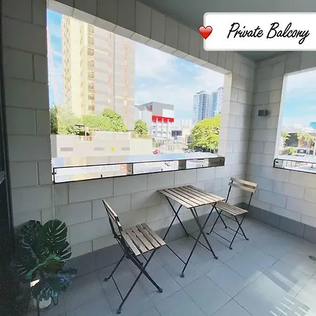 Apartment Fortitude Valley / And Quiet *