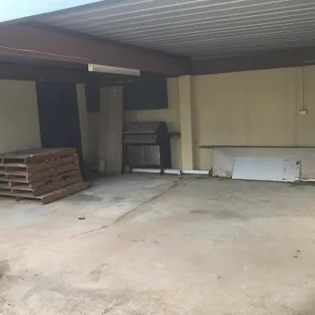Garden Getaway - Location *