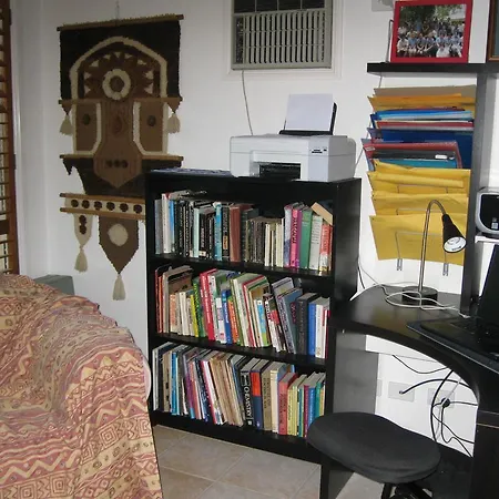 Apartment Bay
