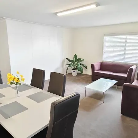321 Milton * Brisbane