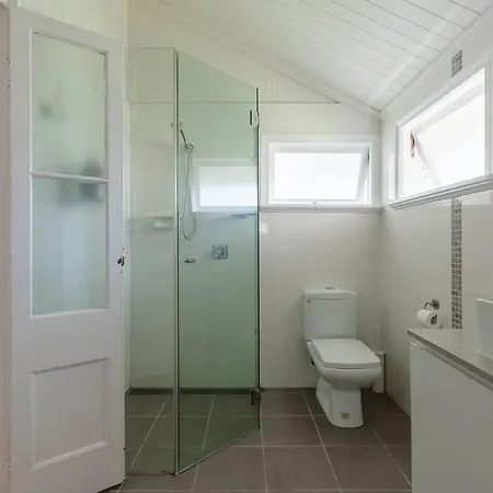 Quaint & Cosy 1 Bedroom In Queenslander. Apartment Brisbane