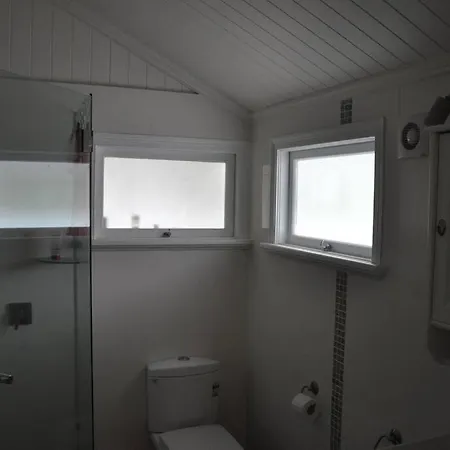 Apartment Quaint & Cosy 1 Bedroom In Queenslander. Brisbane