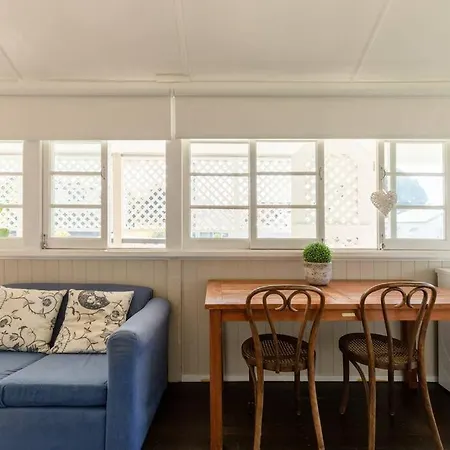 Apartment Quaint & Cosy 1 Bedroom In Queenslander. *