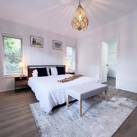 Kookaburra•holidayoasis Familyhome 5 Bedroom/pool/ac 10kmcbd Holiday home