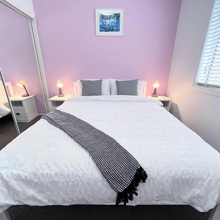 Kookaburra•holidayoasis Familyhome 5 Bedroom/pool/ac 10kmcbd Holiday home