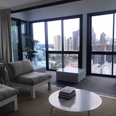 Apartment New 3 Bed Penthouse Style Complex