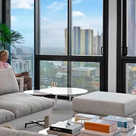 New 3 Bed Penthouse Style Complex Apartment *