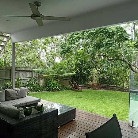 Adorable Private 2 Bedroom Guest + Pool *