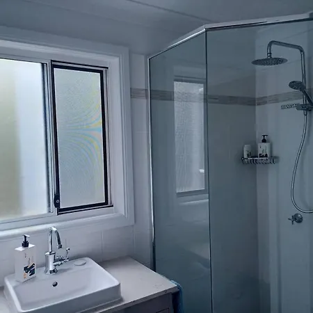 Adorable Private 2 Bedroom Guest + Pool Apartment Brisbane