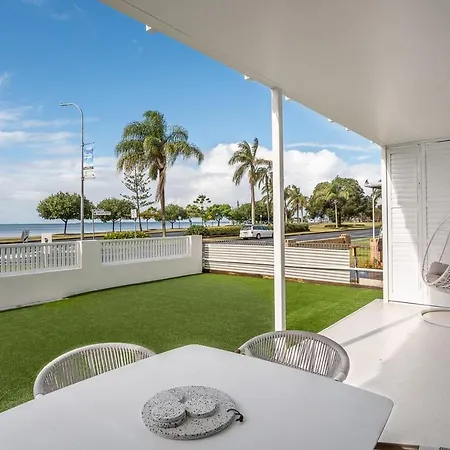 Beachfront Bliss Wynnum *