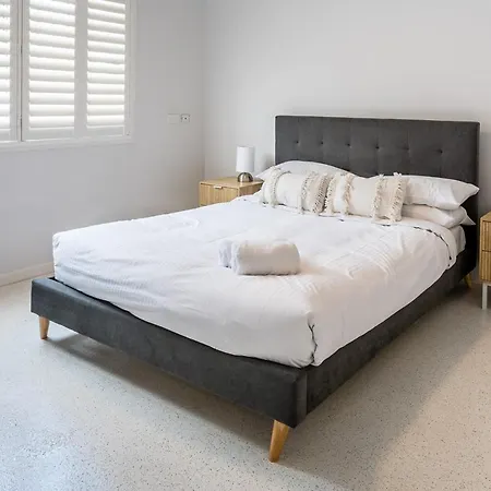 Beachfront Bliss Wynnum Holiday home