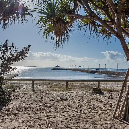 Beachfront Bliss Wynnum *