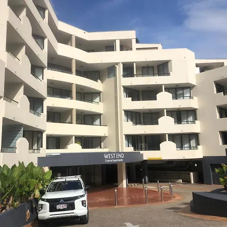 Private In A Shared Free Parking Apartment