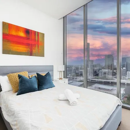 Multi Million River View 3bd Penthouse At Southbank