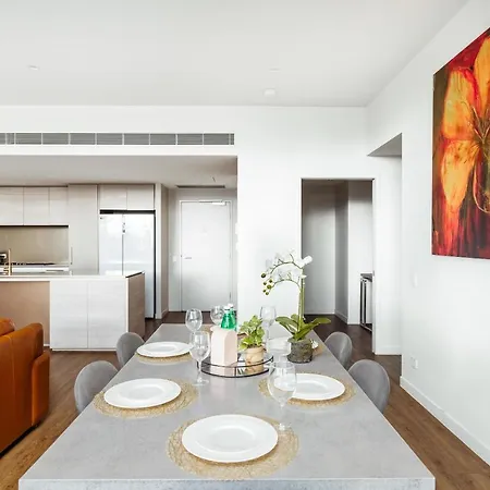 Multi Million River View 3bd Penthouse At Southbank