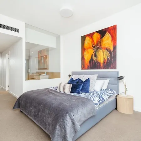 Multi Million River View 3bd Penthouse At Southbank