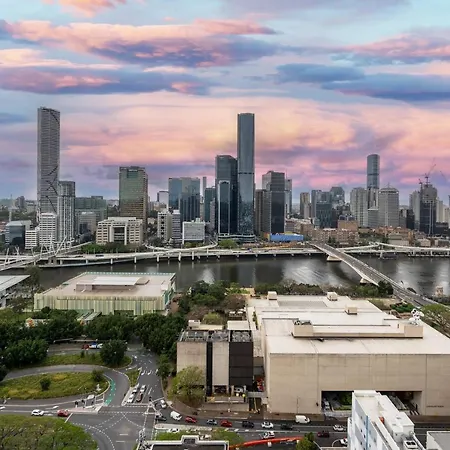 Apartment Multi Million River View 3bd Penthouse At Southbank *