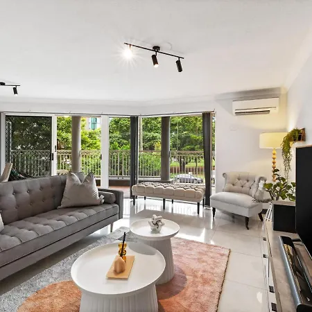 Apartment Spacious 2 Bed 2 Bath At South