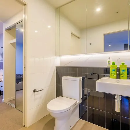 Stunning Modern And 1bdr At South Bank Apartment *