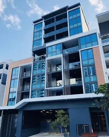 South Epicentre - 2 Bed 2 Bath Apartment Brisbane