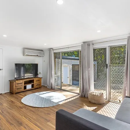 Stylish In Fig Tree Pocket Near Lone Pine *