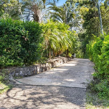 Villa Stylish In Fig Tree Pocket Near Lone Pine Brisbane