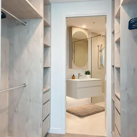 Apartment Ultimate Riverview Designer 2bd At Cbd Brisbane
