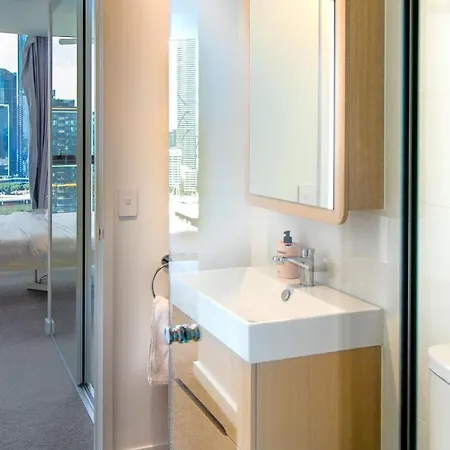 Brand New Riverview 2bd At South Bank Brisbane