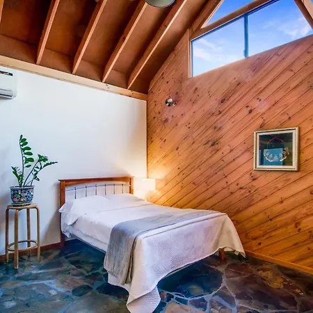 Hotel Spacious, Serene Bne Loft 2*