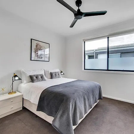 J24b - Bulimba From *